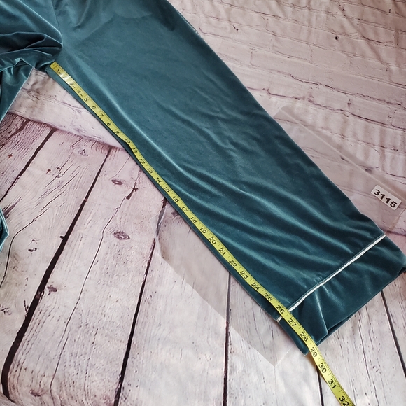 I.N.C. International Concepts 2-Pc Velvet Shawl-Collar Pajama Set Teal Intimates - Picture 14 of 15